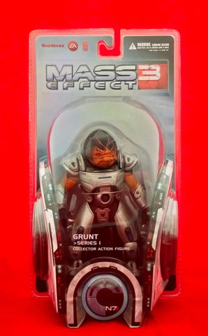 MASS EFFECT 3 - GRUNT SERIES 1 ACTION FIGURE PRE-OWNED UNOPENED