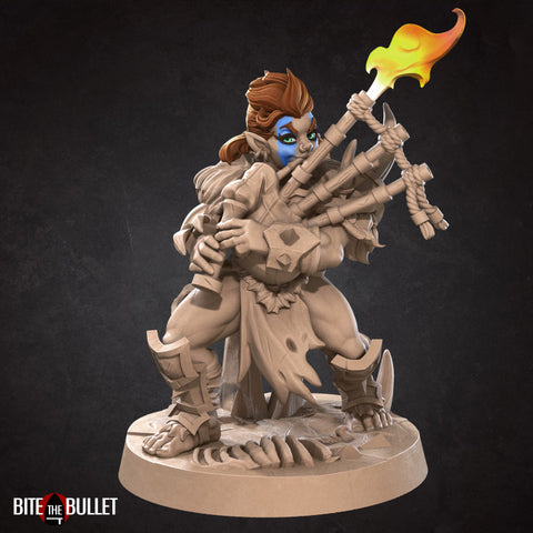 HALFLING BARD W/ BAGPIPES